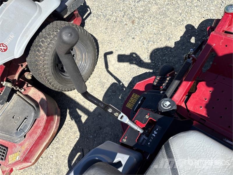 Exmark Lazer Z E-Series 4x2 Ride-On Lawn Mower ركوب الحشائش