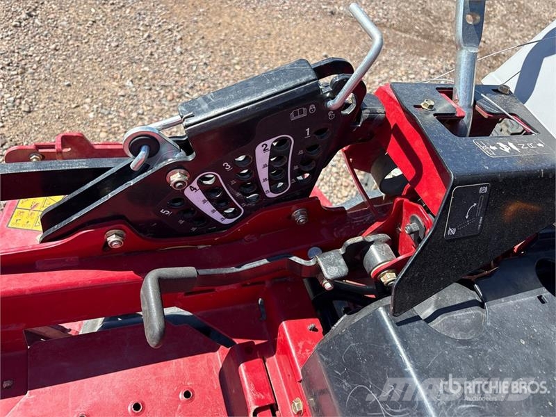 Exmark Lazer Z E-Series Ride-On Lawn Mower Åkgräsklippare