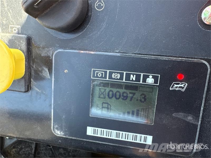 Exmark Lazer Z E-Series 4x2 Ride-On Lawn Mower ركوب الحشائش
