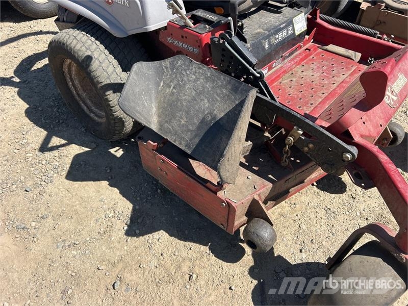 Exmark Lazer Z S-Series Ride-On Lawn Mower ركوب الحشائش