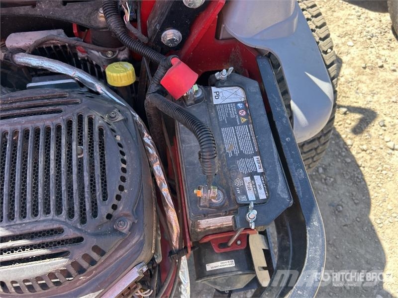 Exmark Lazer Z S-Series Ride-On Lawn Mower ركوب الحشائش