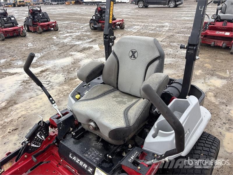 Exmark Lazer Z S-Series Ride-On Lawn Mower Tractorașe de tuns iarba