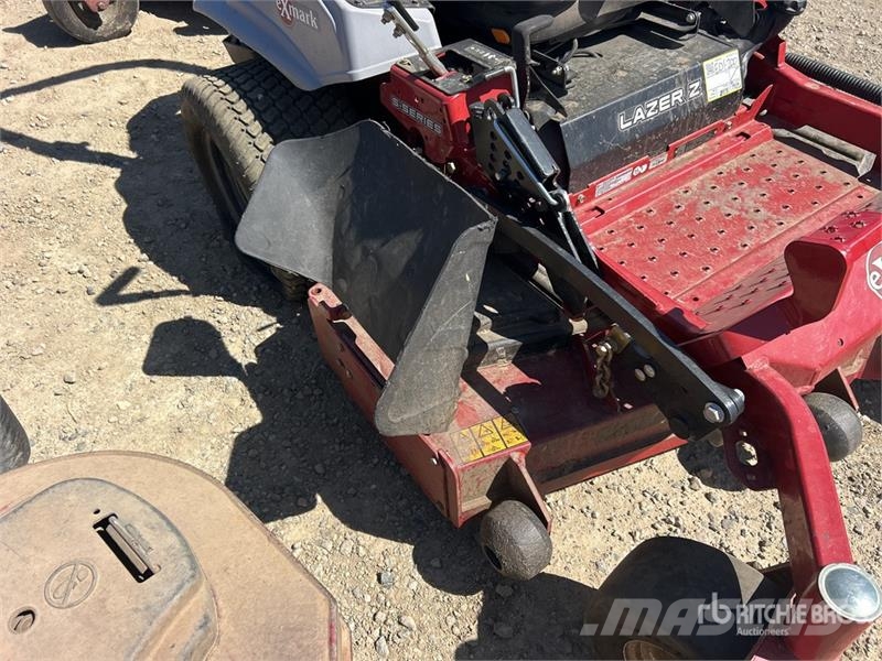 Exmark Lazer Z S-Series Ride-On Lawn Mower ركوب الحشائش