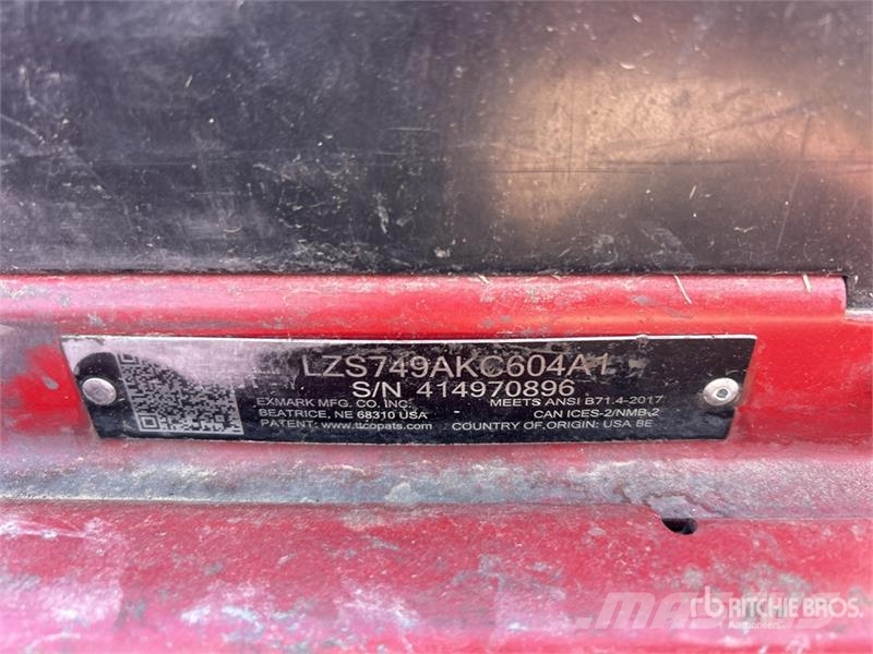 Exmark Lazer Z S-Series Ride-On Lawn Mower ركوب الحشائش