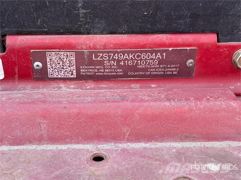 Exmark Lazer Z S-Series 4x2 Ride-On Lawn Mower ركوب الحشائش