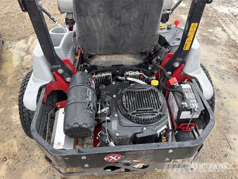 Exmark Lazer Z S-Series Ride-On Lawn Mower Tractorașe de tuns iarba