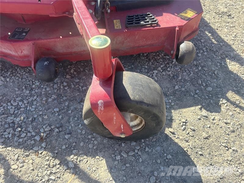 Exmark Lazer Z S-Series 4x2 Ride-On Lawn Mower Rijmaaiers