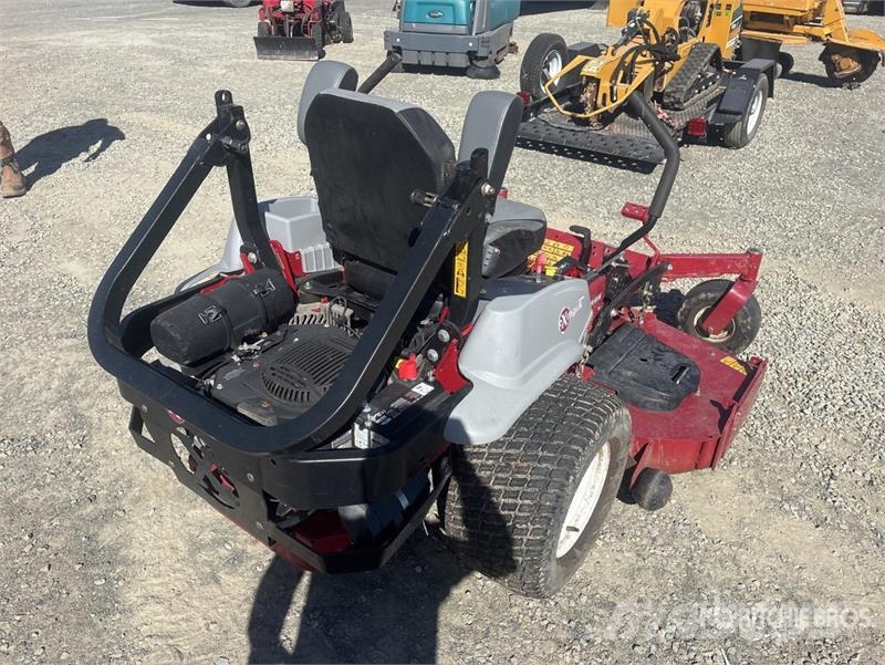 Exmark Lazer Z S-Series 4x2 Ride-On Lawn Mower Rijmaaiers