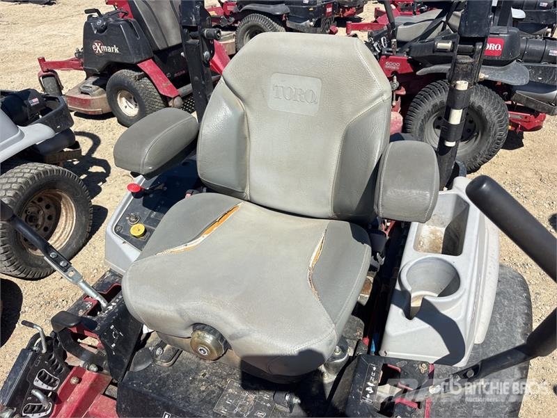 Exmark Lazer Z S-Series Ride-On Lawn Mower ركوب الحشائش