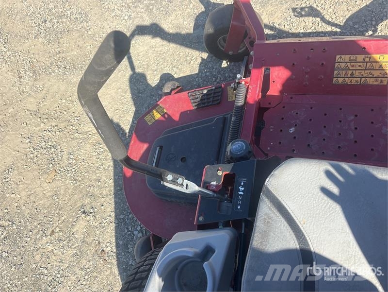 Exmark Lazer Z S-Series 4x2 Ride-On Lawn Mower Rijmaaiers