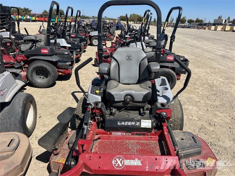 Exmark Lazer Z S-Series Ride-On Lawn Mower ركوب الحشائش