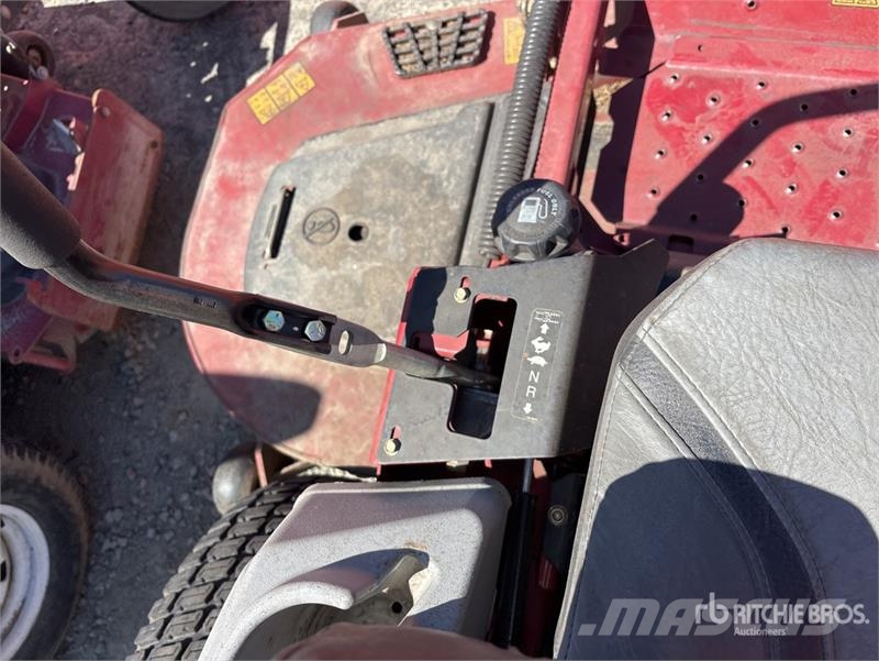 Exmark Lazer Z S-Series Ride-On Lawn Mower ركوب الحشائش