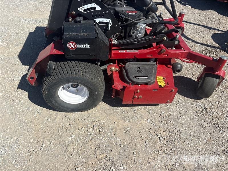 Exmark Stand-On Lawn Mower Mauriņa traktors