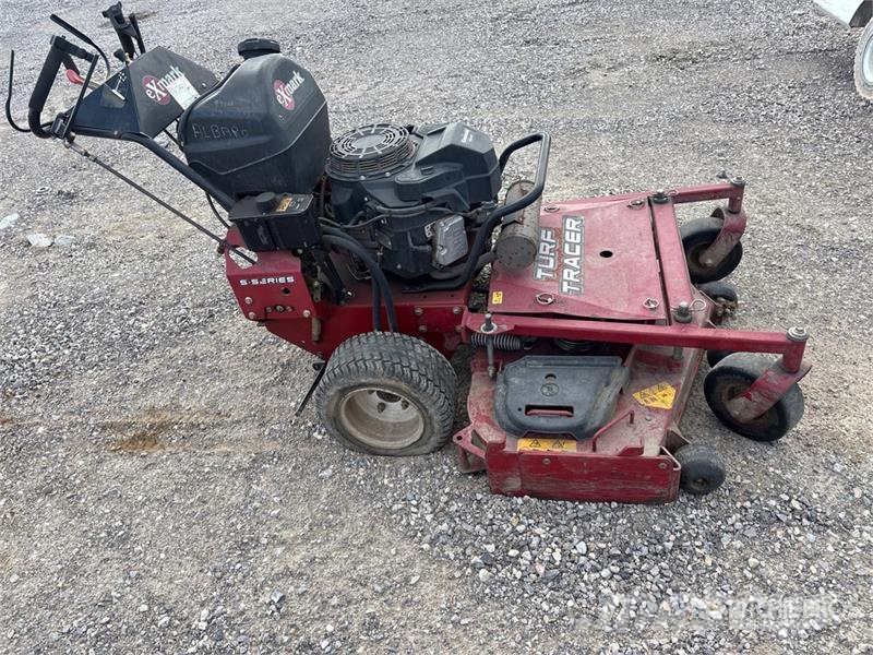 Exmark Turf Tracer Lawn Mower (Inoperable) ركوب الحشائش