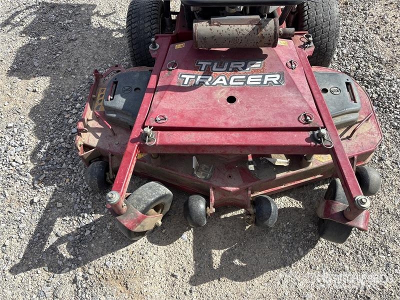 Exmark Turf Tracer Lawn Mower (Inoperable) ركوب الحشائش