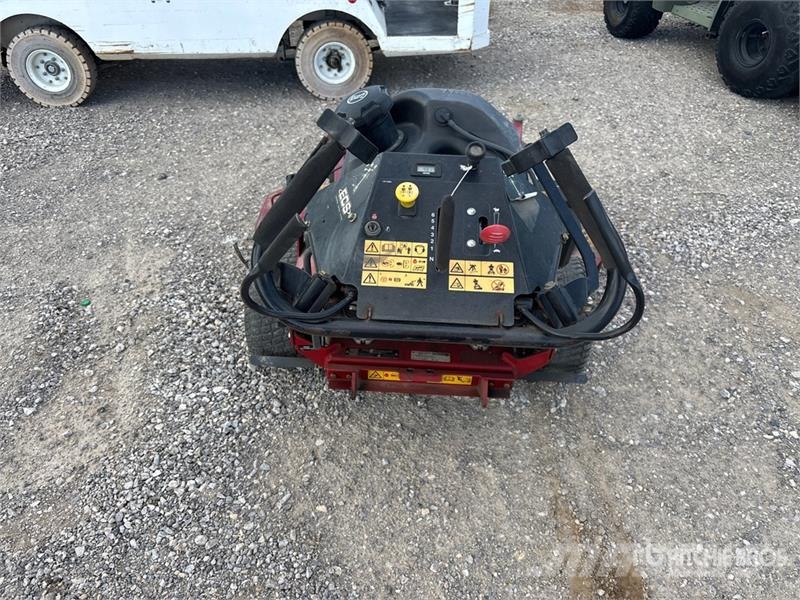 Exmark Turf Tracer Lawn Mower (Inoperable) ركوب الحشائش