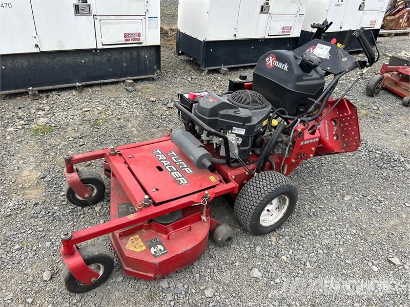 Exmark Turf Tracer S-Series 4x2 Stand-On 36 in Lawn Mower Tractores corta-césped