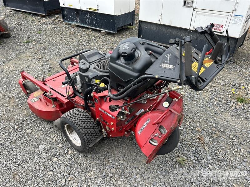 Exmark Turf Tracer S-Series 4x2 Stand-On 36 in Lawn Mower Tractores corta-césped