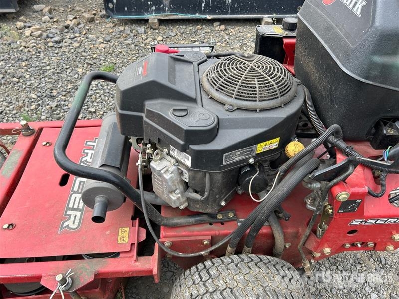 Exmark Turf Tracer S-Series 4x2 Stand-On 36 in Lawn Mower Tractores corta-césped