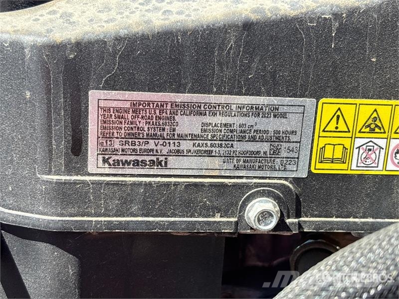 Exmark Turf Tracer S-Series Stand-On Lawn Mower ركوب الحشائش