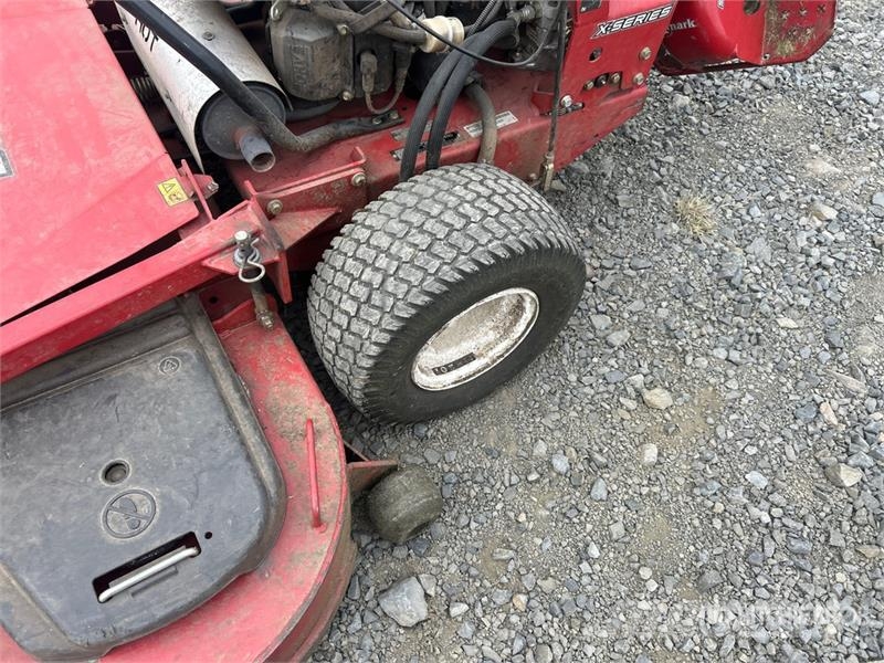 Exmark Turf Tracer X-Series Stand-On 60 in Lawn Mower Tractores corta-césped