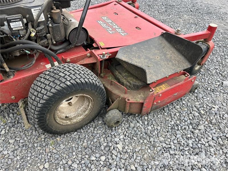 Exmark Turf Tracer X-Series 4x2 Stand-On 60 in Lawn Mower Tractores corta-césped