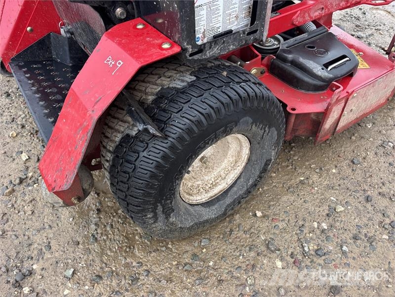 Exmark Vertex S Series Stand-On Lawn Mower Tractorașe de tuns iarba