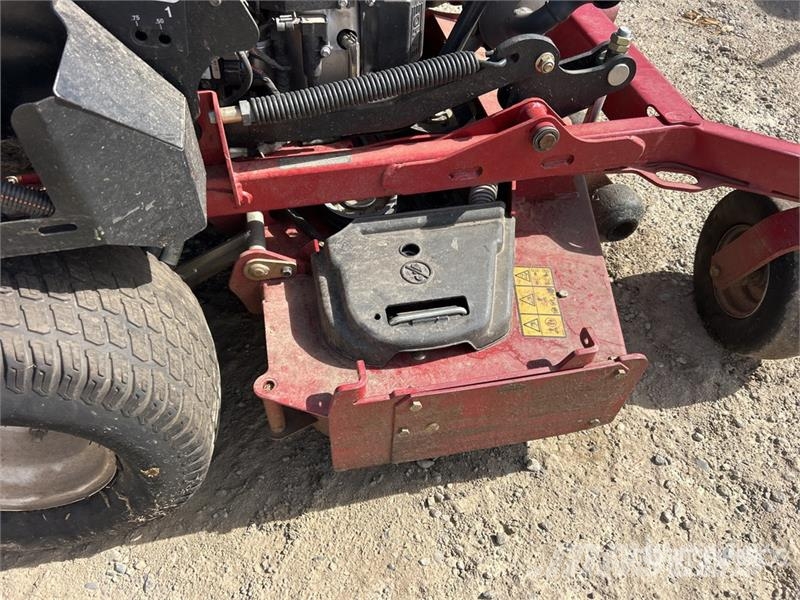 Exmark Vertex S Series Stand-On Lawn Mower Reitermäher