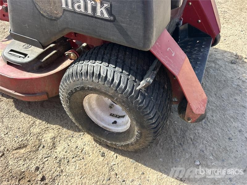 Exmark Vertex S Series Stand-On Lawn Mower Reitermäher