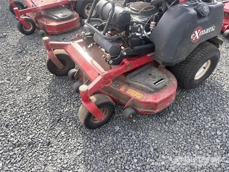 Exmark Vertex S Series Stand-On Lawn Mower 騎乘式割草機