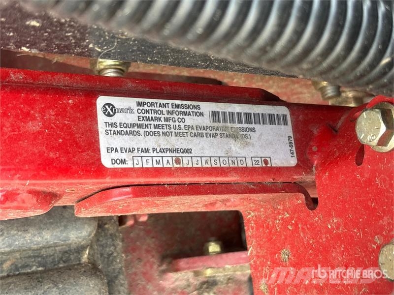 Exmark Vertex S Series Stand-On Lawn Mower 騎乘式割草機