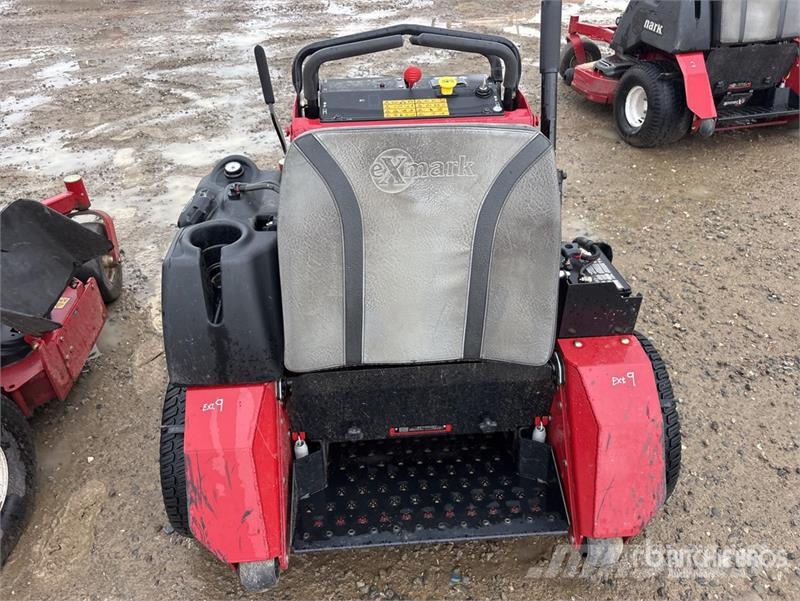 Exmark Vertex S Series Stand-On Lawn Mower Tractorașe de tuns iarba
