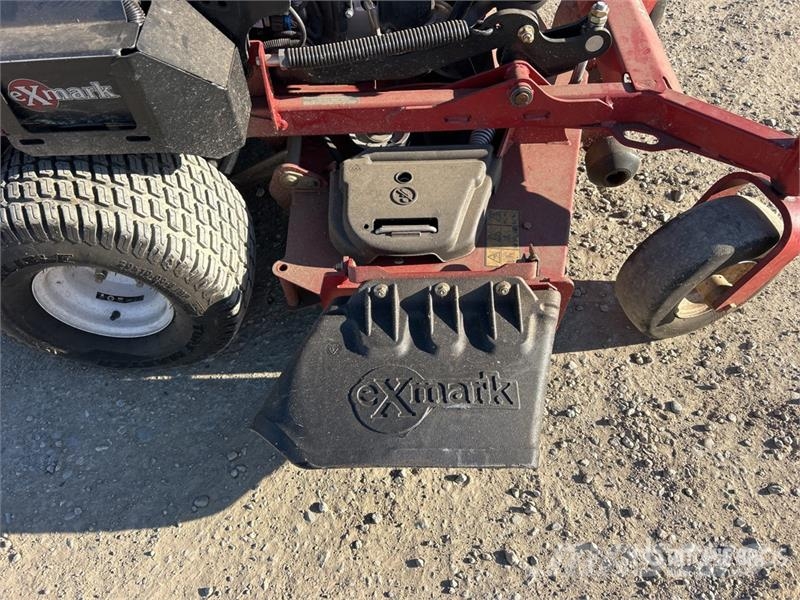 Exmark Vertex S Series Stand-On Lawn Mower ركوب الحشائش