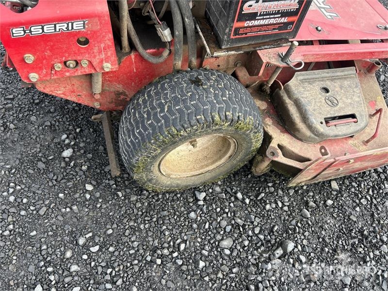 Exmark Walk-Behind Lawn Mower ركوب الحشائش