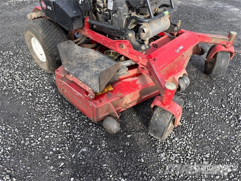 Exmark Zero-Turn Lawn Mower (Inoperable) ركوب الحشائش
