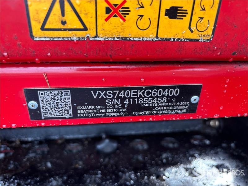 Exmark Zero-Turn Lawn Mower (Inoperable) ركوب الحشائش
