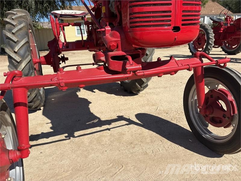 Farmall AV 2WD Tractor Traktorok