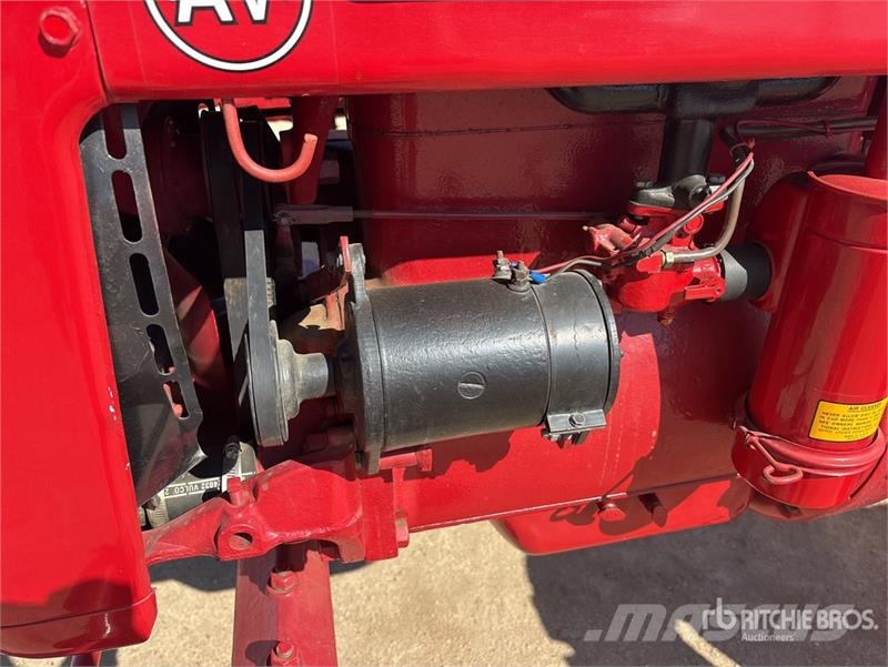 Farmall AV 2WD Tractor Traktorok