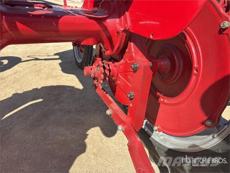Farmall AV 2WD Tractor Traktorok
