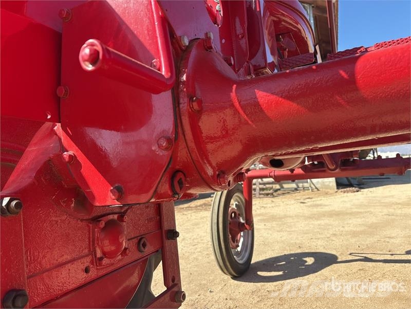 Farmall AV 2WD Tractor Traktorok