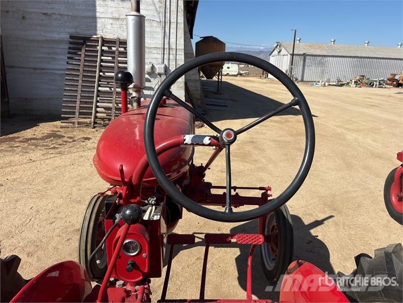 Farmall AV 2WD Tractor Traktorok