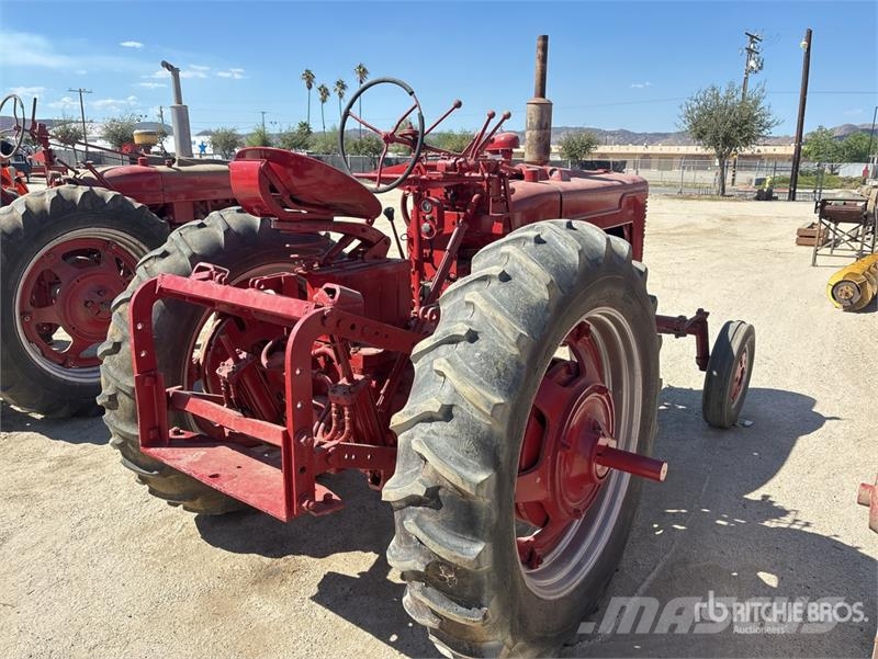 Farmall H 2WD Tractor Traktoren