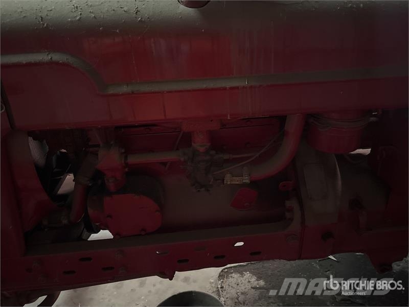 Farmall H 2WD Tractor Tractors