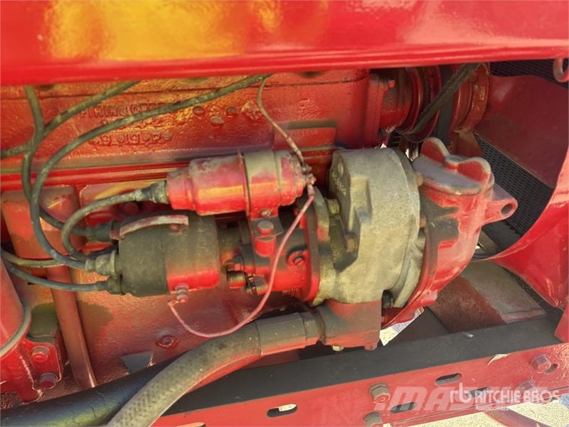 Farmall H 2WD Tractor Trattori