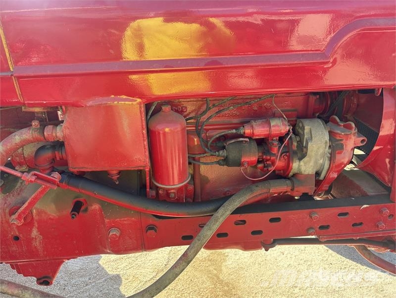 Farmall H 2WD Tractor Trattori