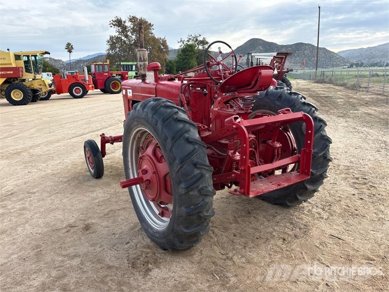 Farmall H 2WD Tractor トラクター