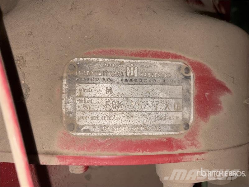 Farmall M 2WD Tractor Tractors
