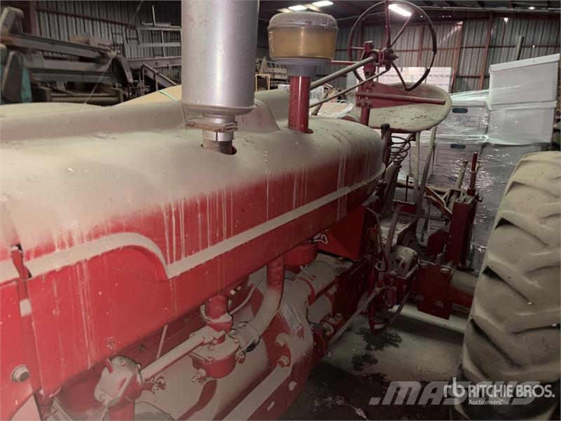 Farmall M 2WD Tractor Tractors