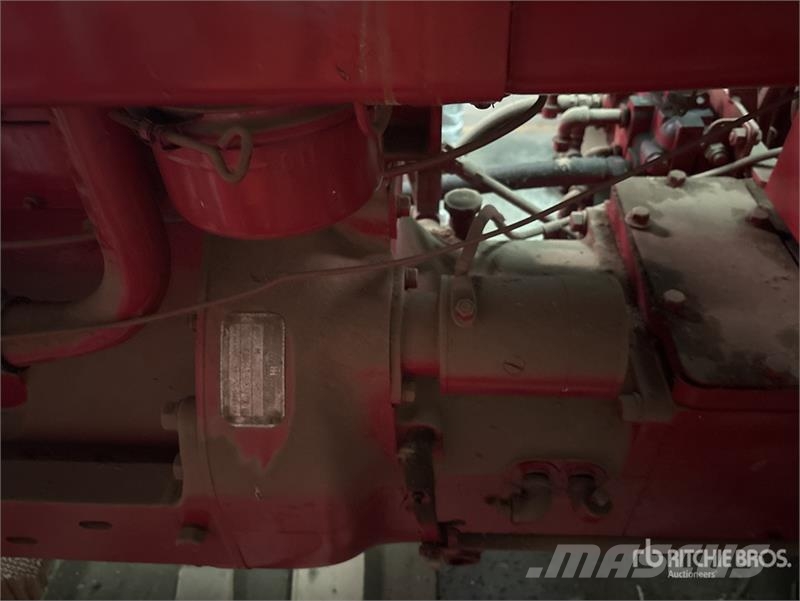 Farmall M 2WD Tractor Tractors