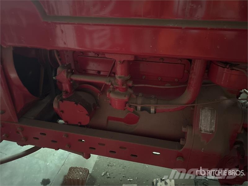 Farmall M 2WD Tractor Tractors